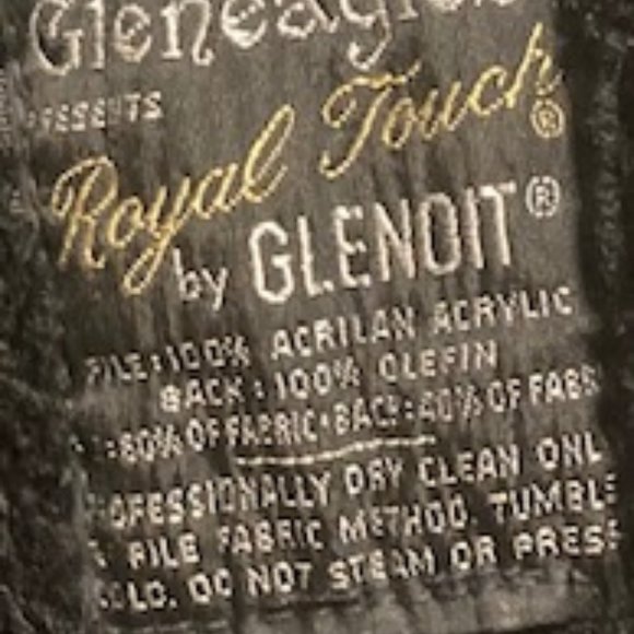 Coat - Picture 10 of 10